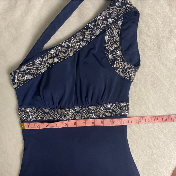 Formal gown | Navy blue | one shoulder | beaded straps - Picture 8 of 8
